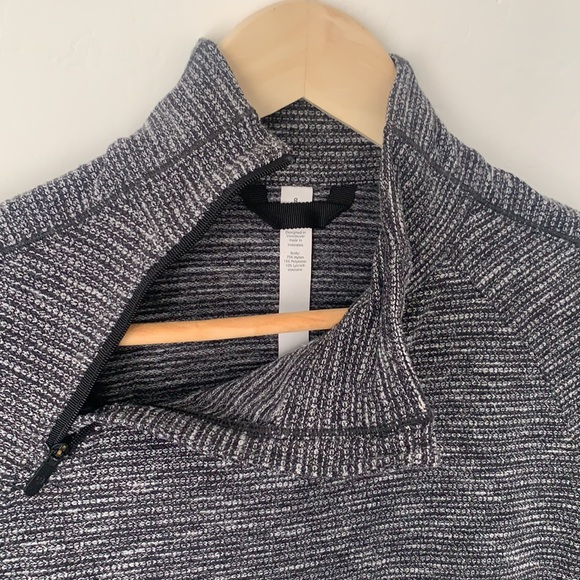 Lululemon Jacket - Picture 2 of 3